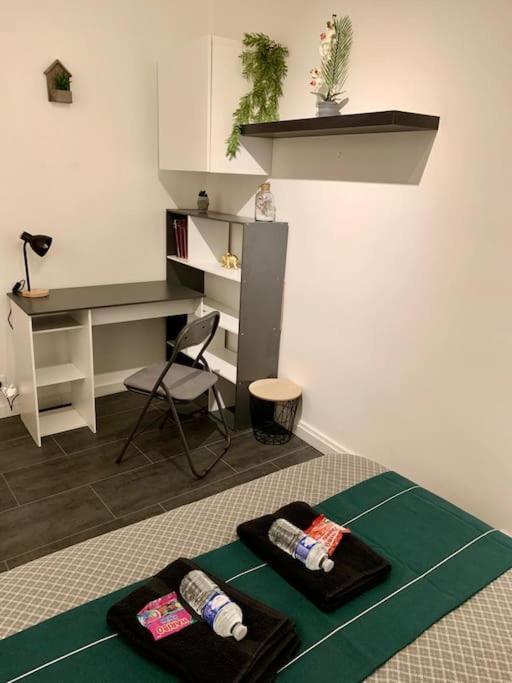 Grand Appartement 2 Chambres 5 Pers Max, Vue Panoramique Avec Parking مُلووز المظهر الخارجي الصورة